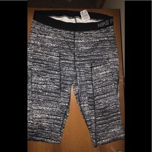 Nike leggings